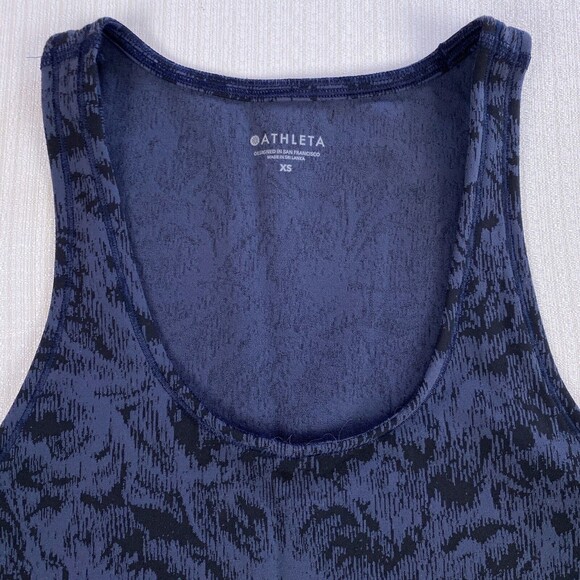 Athleta Scoop Texture Frosted Floral Tank - Picture 6 of 9
